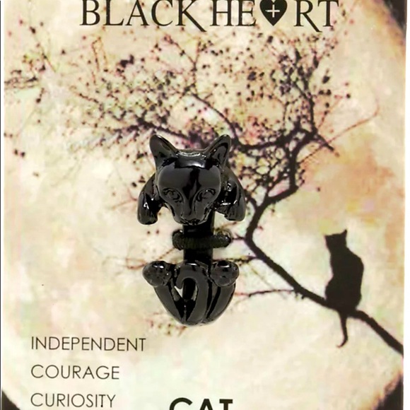 Black Heart Cat Ring - Picture 1 of 5